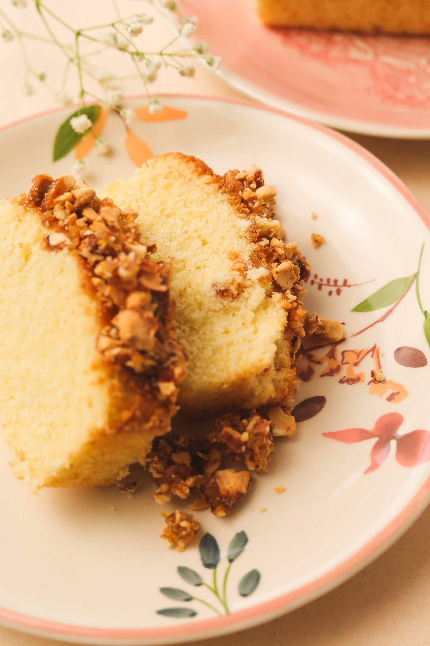 Crunchy Nougat Travel Cake