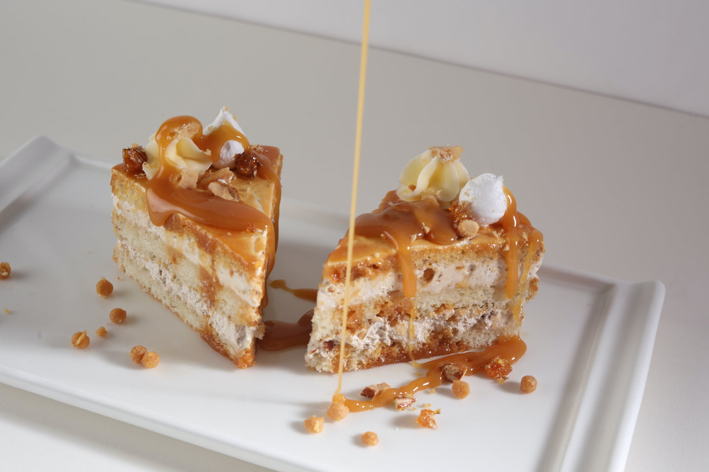 Butterscoth Caramel Cake Slice