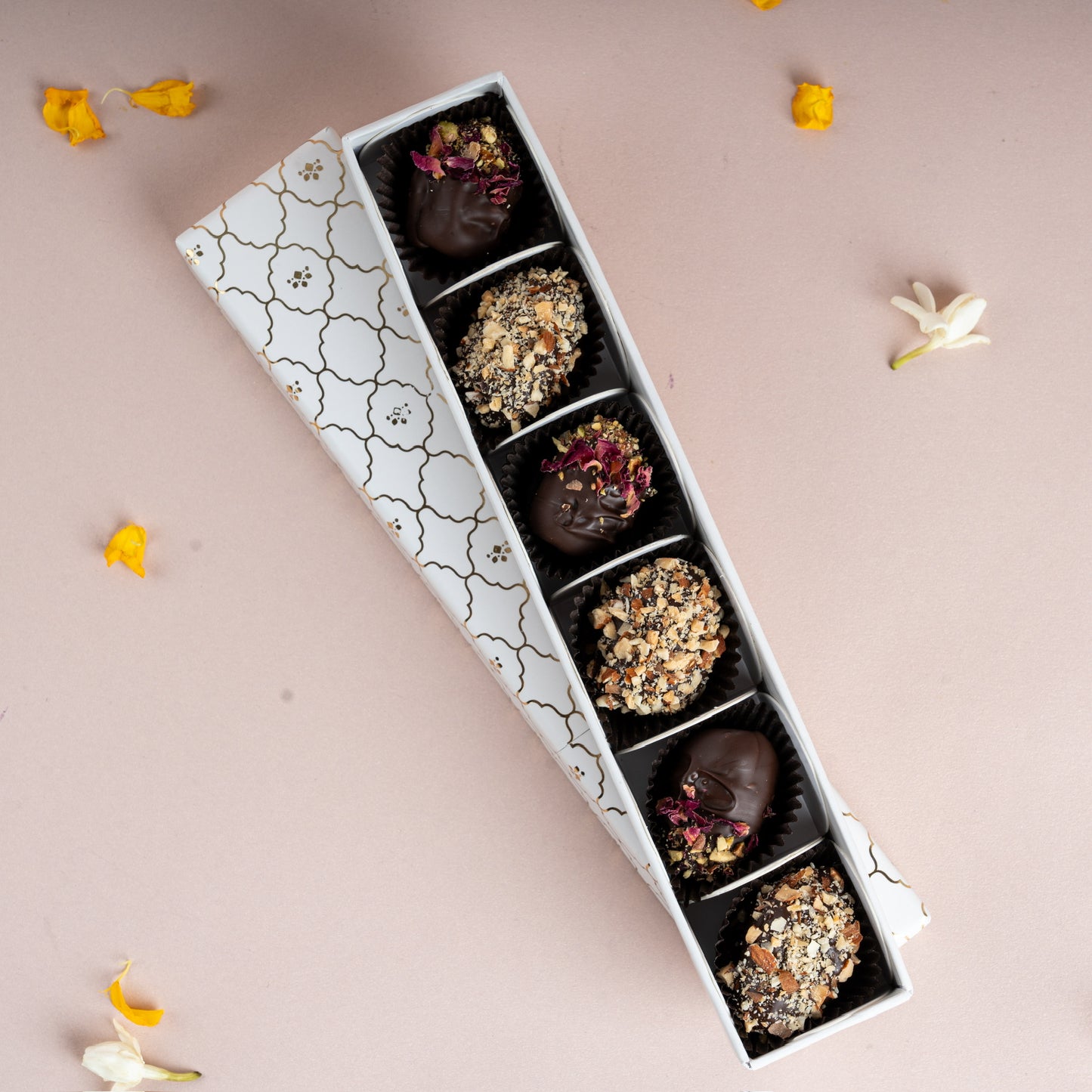 Box of 6 Chocolate Dates