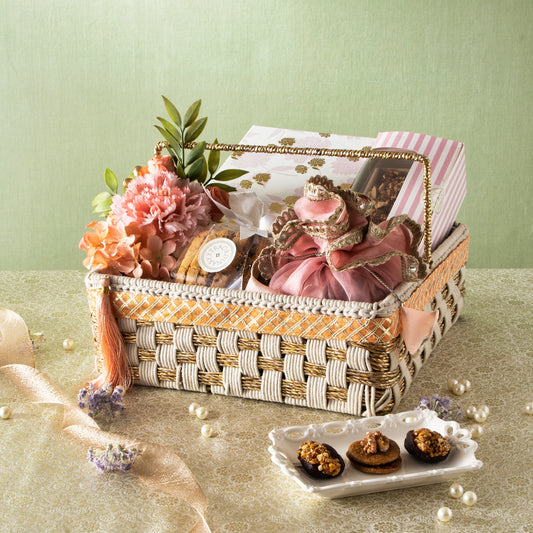 Rakhi Bagh- Cream