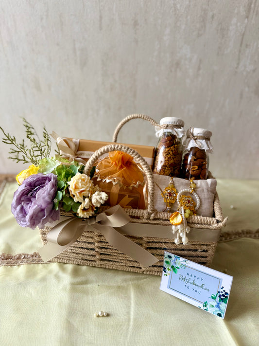 Rakhi Royale Bloom