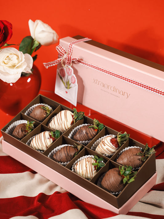 Box of 10 Coated Strawberrries